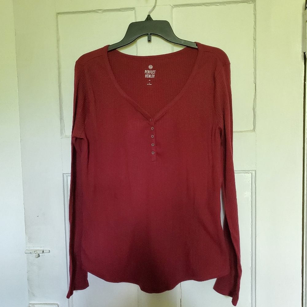 Long sleeve henley